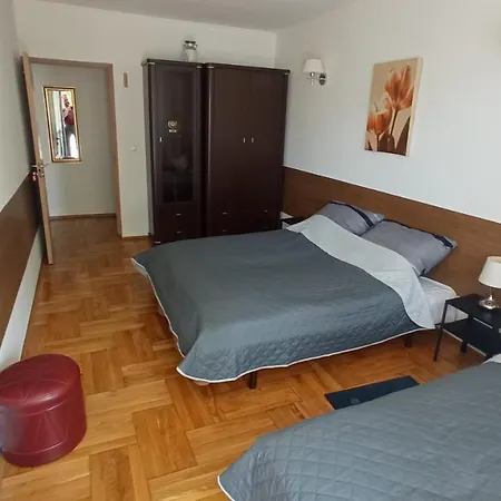 Aga * Kolobřeh